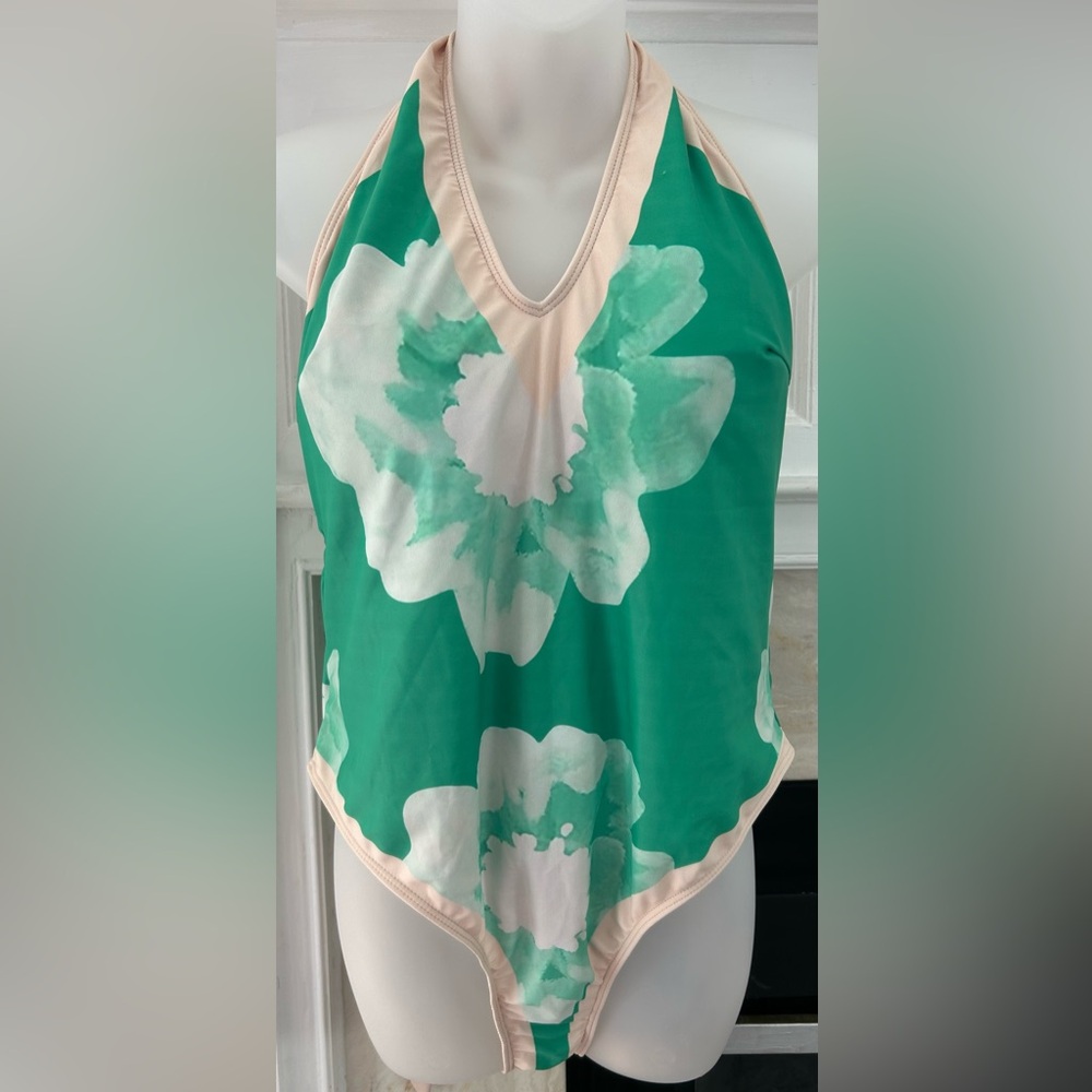 🆕 NWOT 2XL‎ green creme floral tie swimsuit shein soft stretch